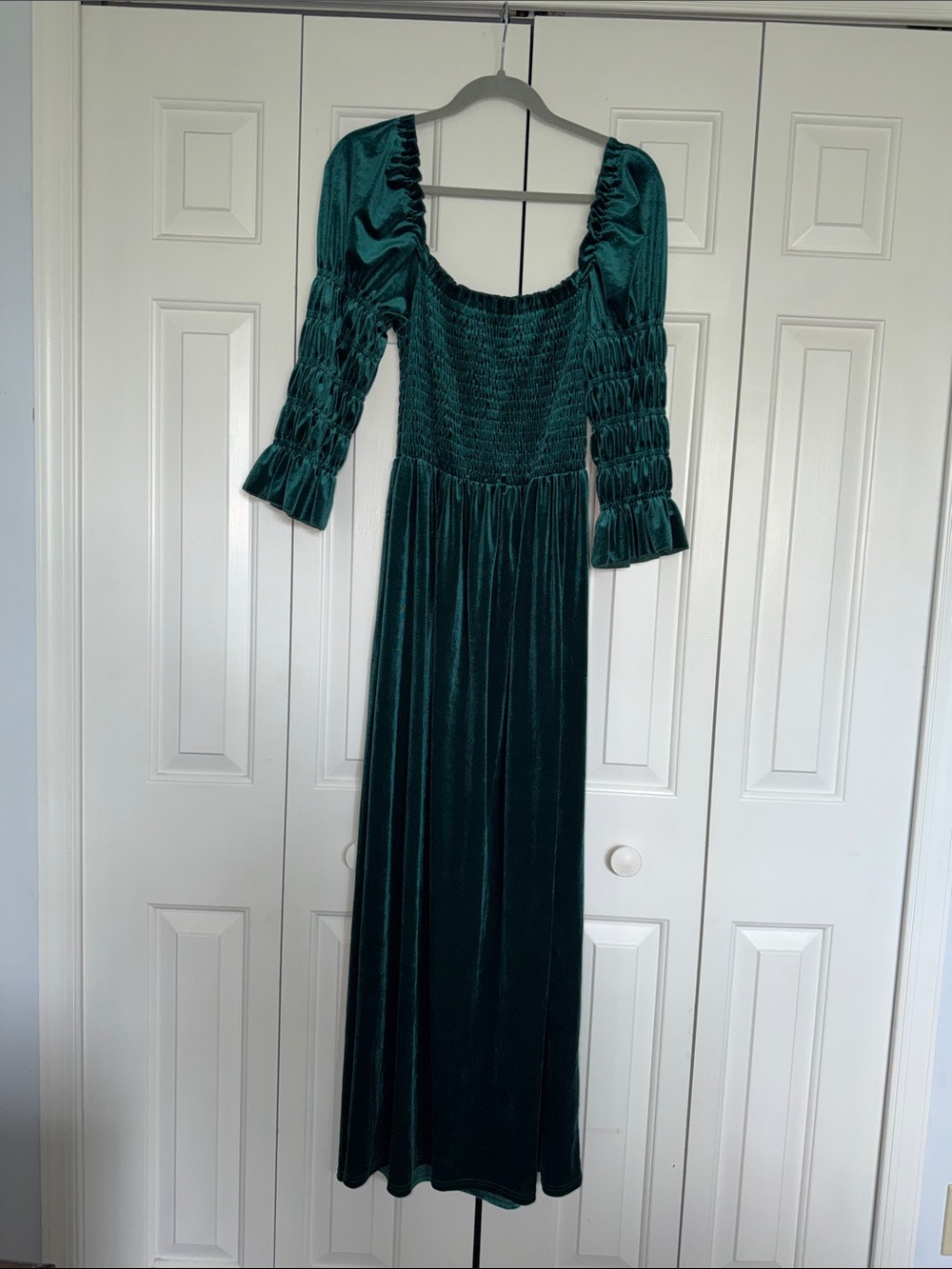 Romantic Pre Raphaelite Emerald Green Velvet Long-Sleeve Maxi Dress